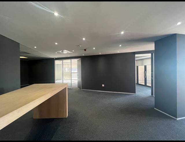 631M² OFFICE TO LET IN MELROSE ARCH